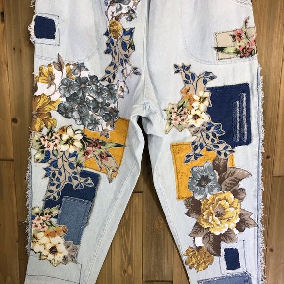 OOAK Classic Element Woman Upcycled Floral Patch Baggy Jeans Sz 20 - Picture 4 of 16